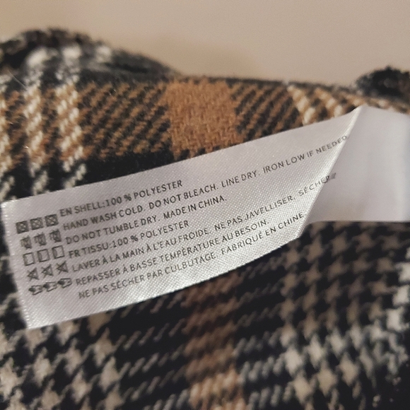 En Saison - Check Mini Skirt - Read for sizing - Picture 11 of 11